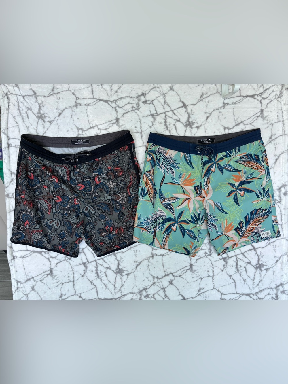 O’NEILL Board Swim Shorts Men’s 38W Teal Floral & Charcoal Paisley Lot of 2